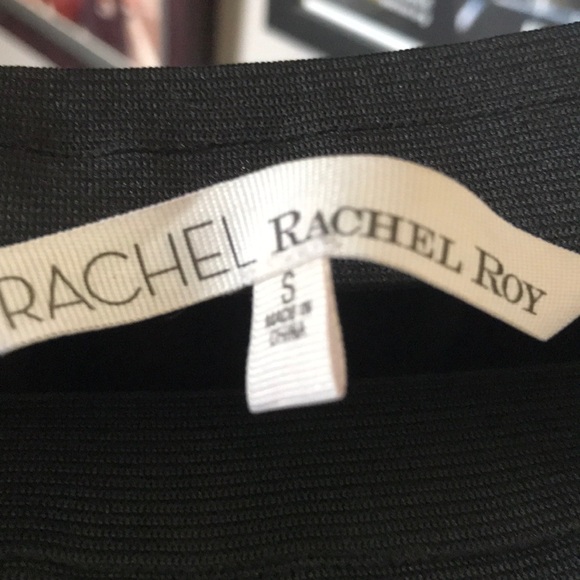 Strapless flouncy belted dress - Picture 6 of 7